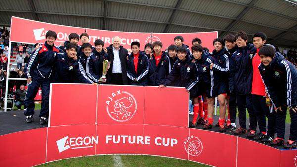 世界杯比赛直播平台-【观察】李霄鹏挂帅国足，迟到11年的“约会”