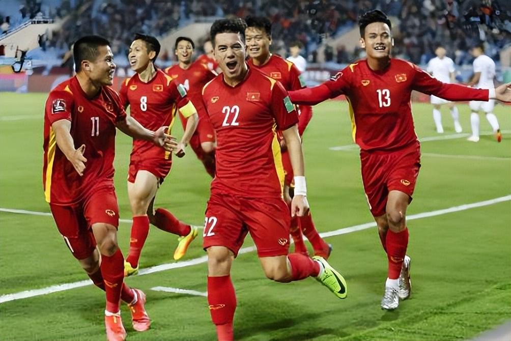 世界杯直播app官方入口-好消息！重庆铜梁龙可能首次为国足输送两位新国脚，以官宣为准