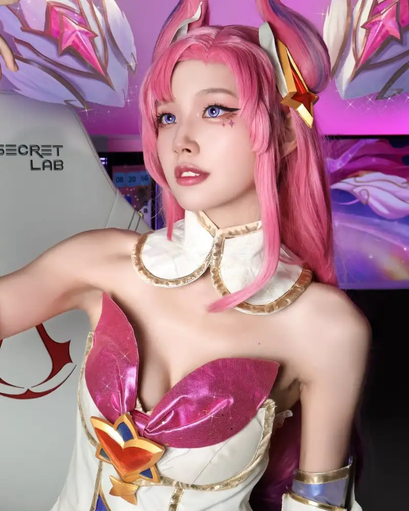 世界杯比赛直播平台-卡莎cos：我观察了一下，你QWE都没进化吧